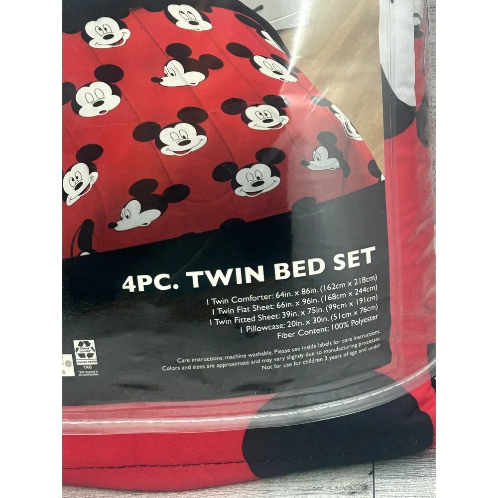Disney Mickey‎ Mouse 4 Pc Twin Bed Set Comforter Sheets Red Black Cute Faces NEW